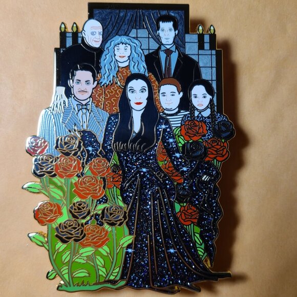 Ashes Fantasy Pins Jewelry - Addams Family Enamel Pin - Morticia Gomez Anjelica Huston Raul Julia Gomez 90s